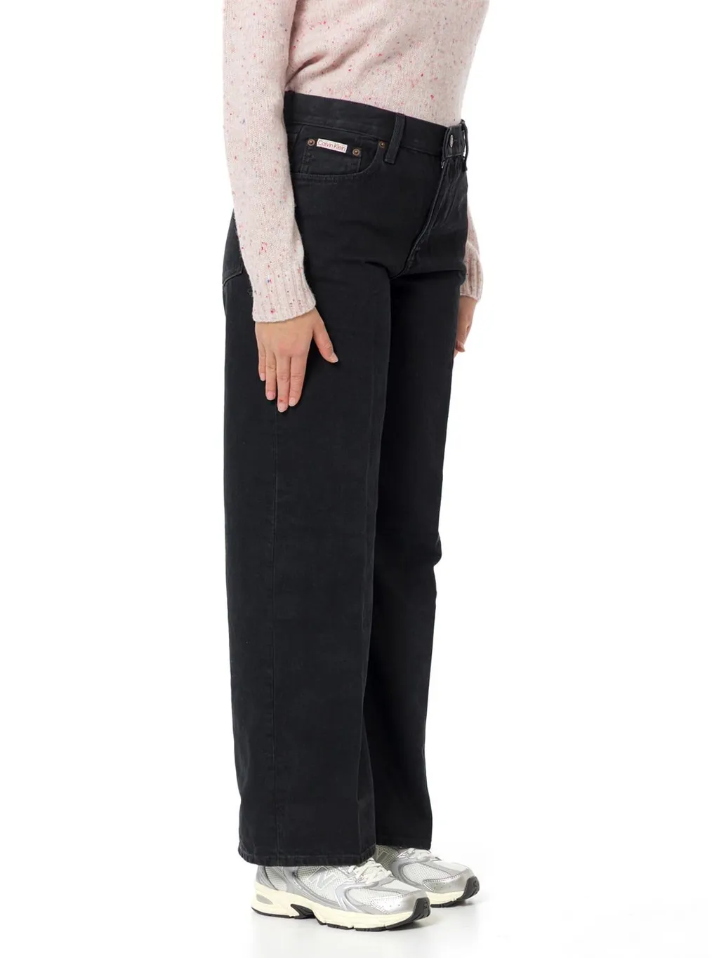 Low Rise Baggy Jeans