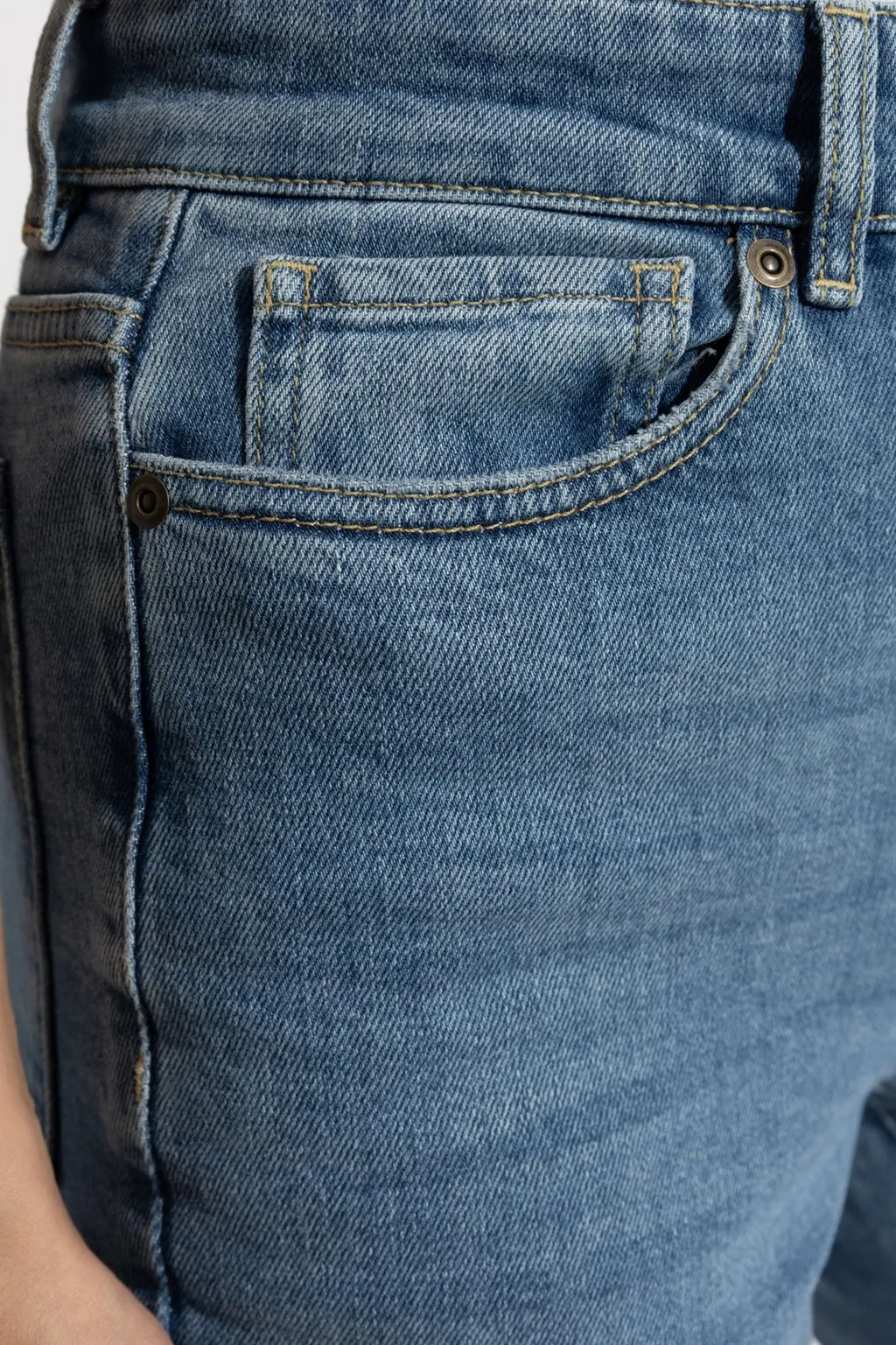 Classic Fit Jeans
