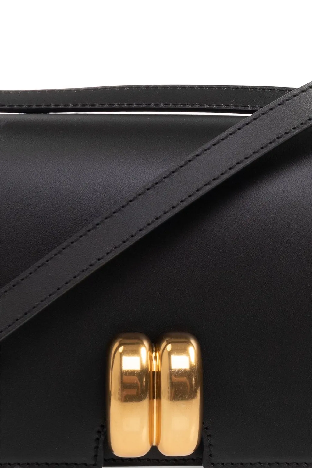Chic Buckle Crossbody Bag