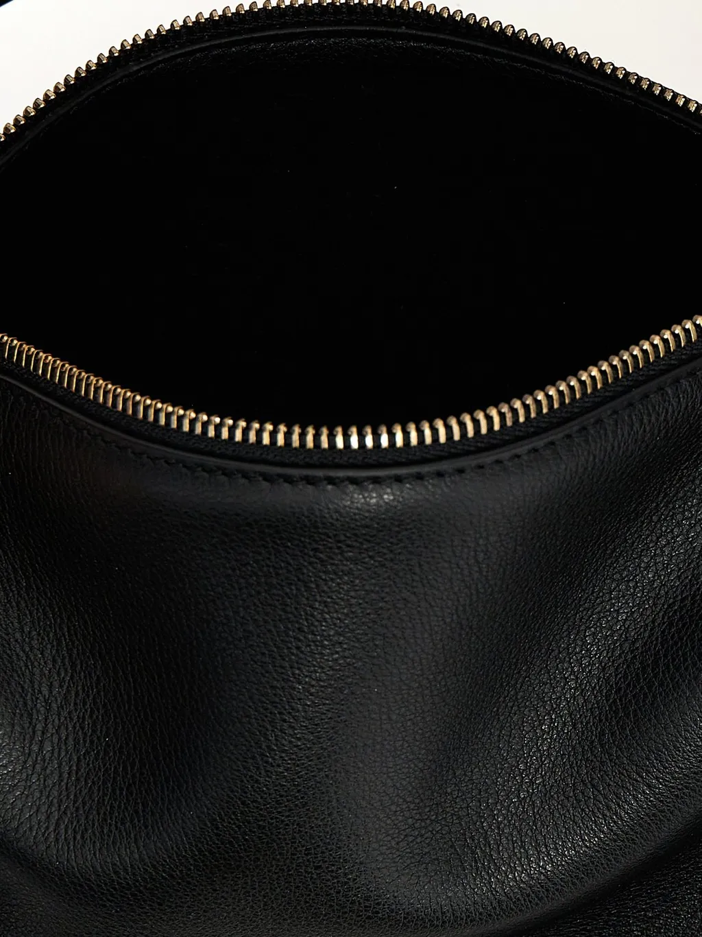 B-Clip Zipped Shoulder Bag