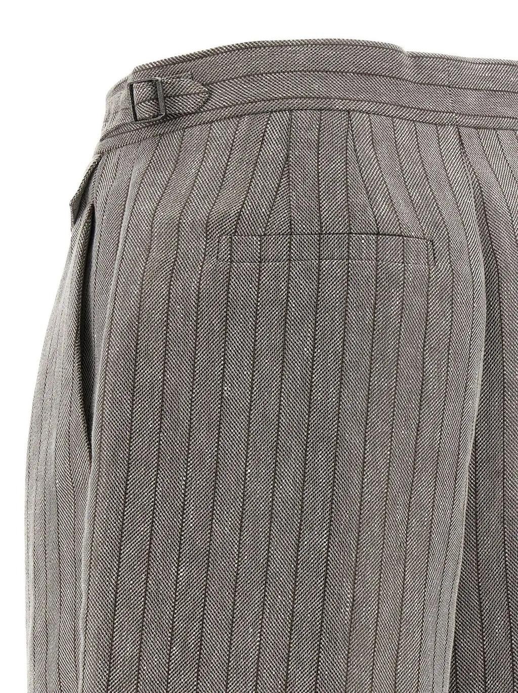 Stripe Detailed Pleated Shorts