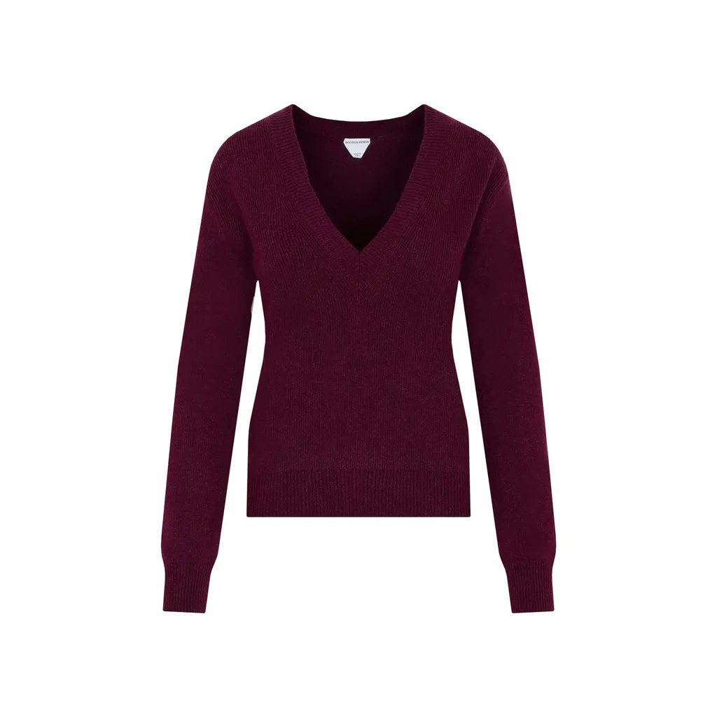 V-Neck Long-Sleeved Jumper