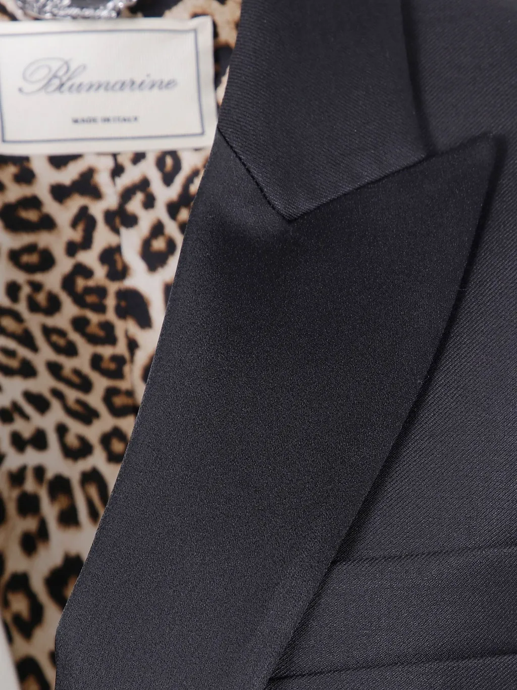 Single-Breasted Tailored Blazer