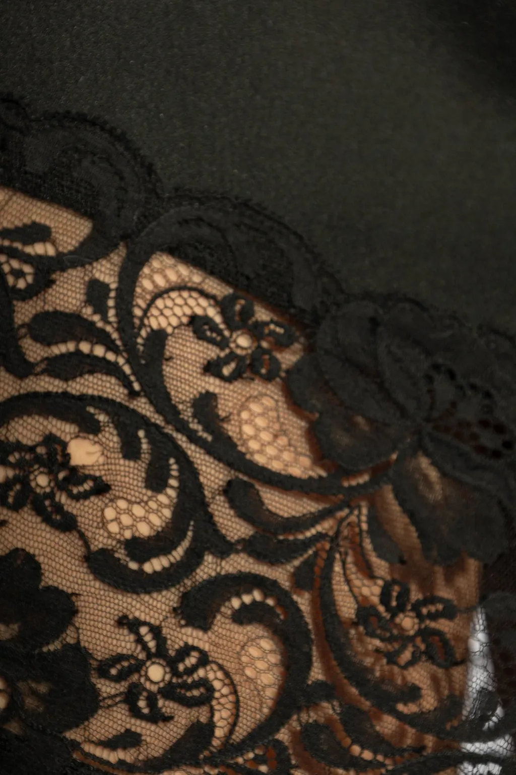 Lace Detail Midi Skirt