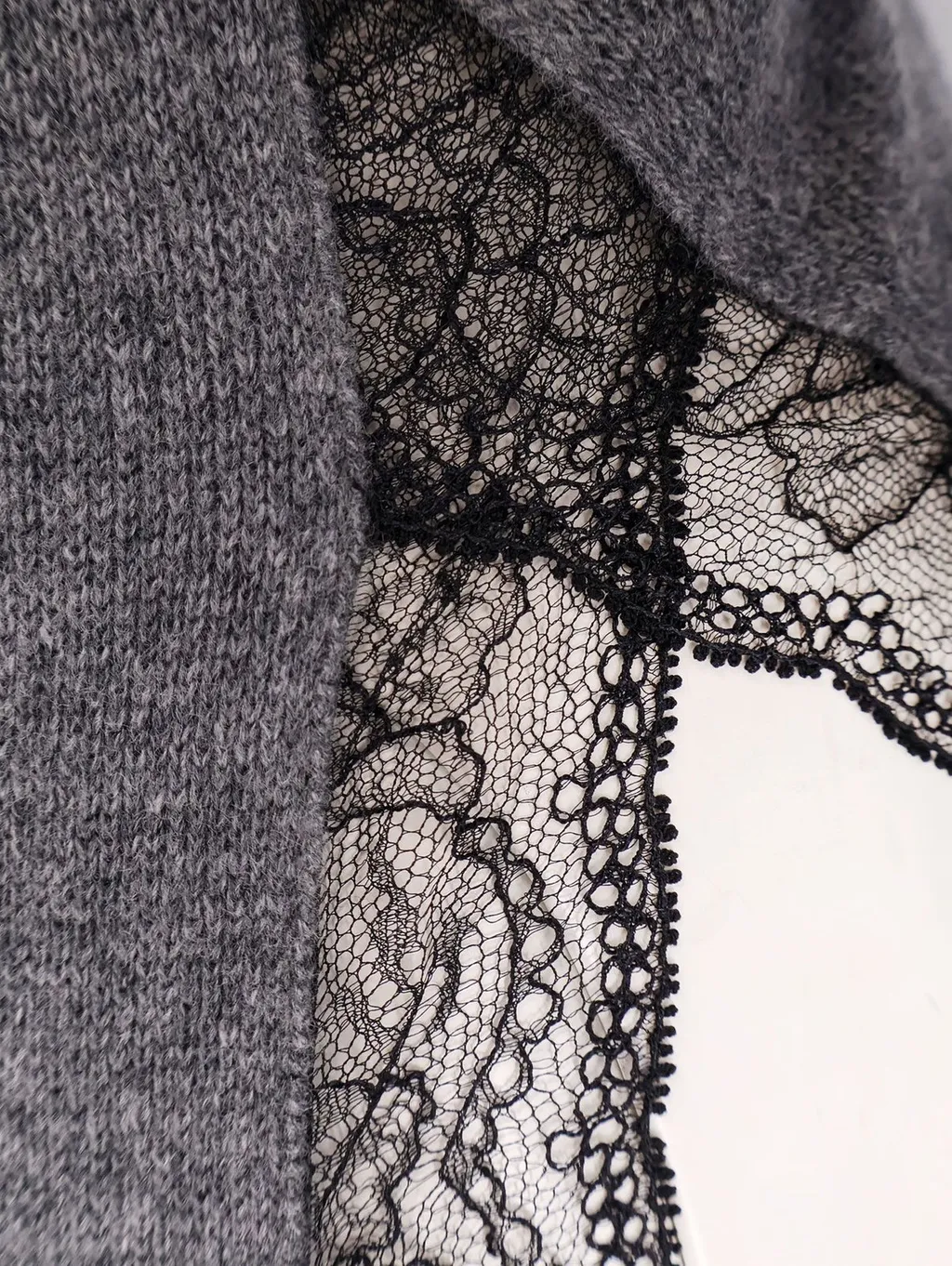 V-Neck Jumper