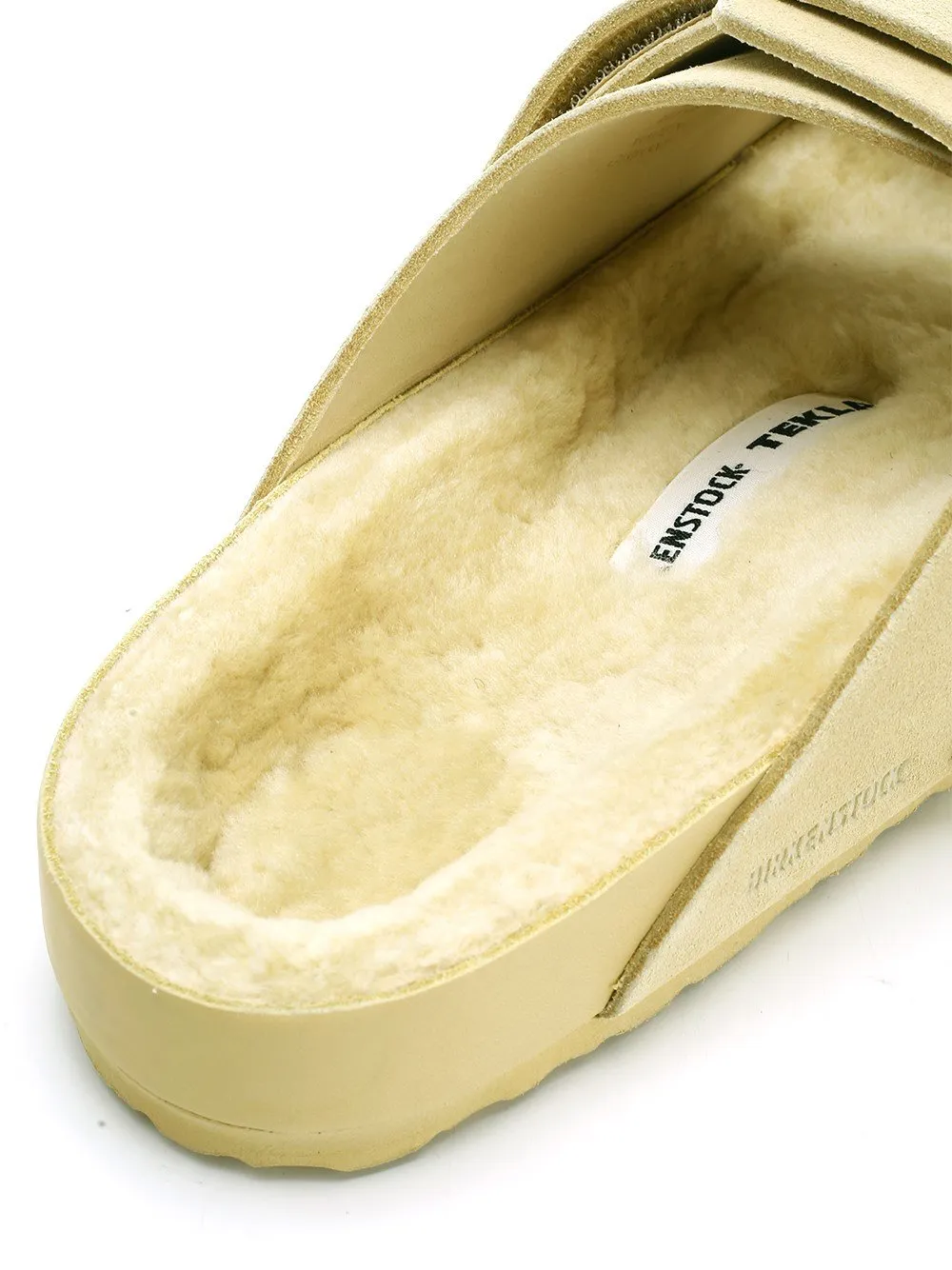 Uji Sandals