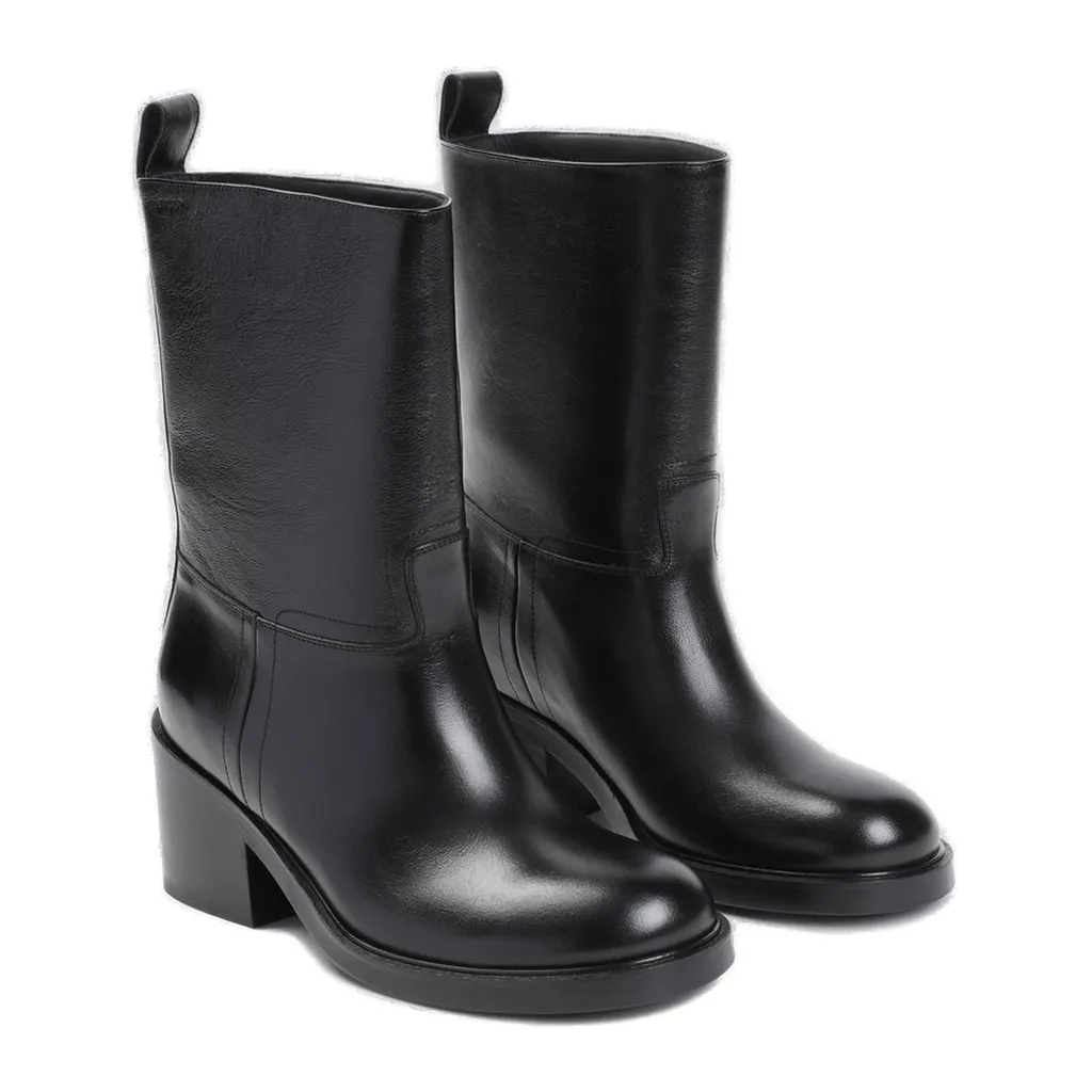 Round-Toe Heeled Boots