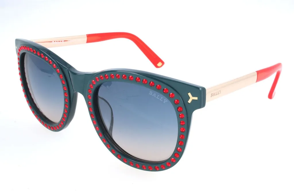 Studded Cat-Eye Frame Sunglasses