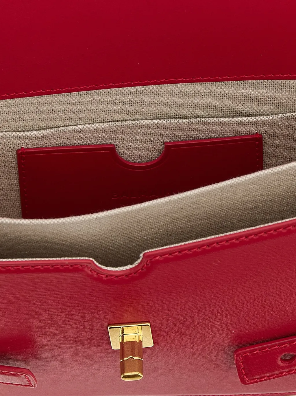 B Buzz 24 Handbag