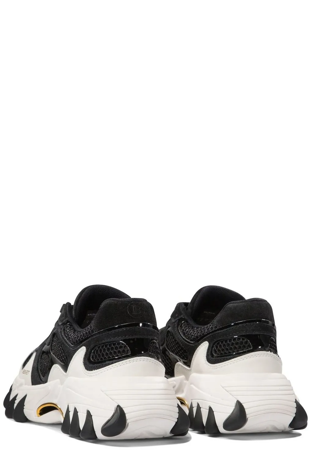 B East Sneakers