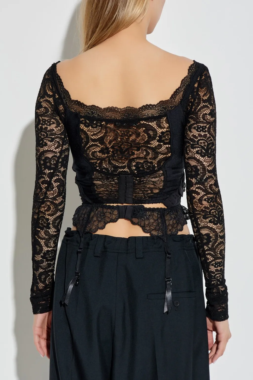 Lace Detailed Long-Sleeve Top