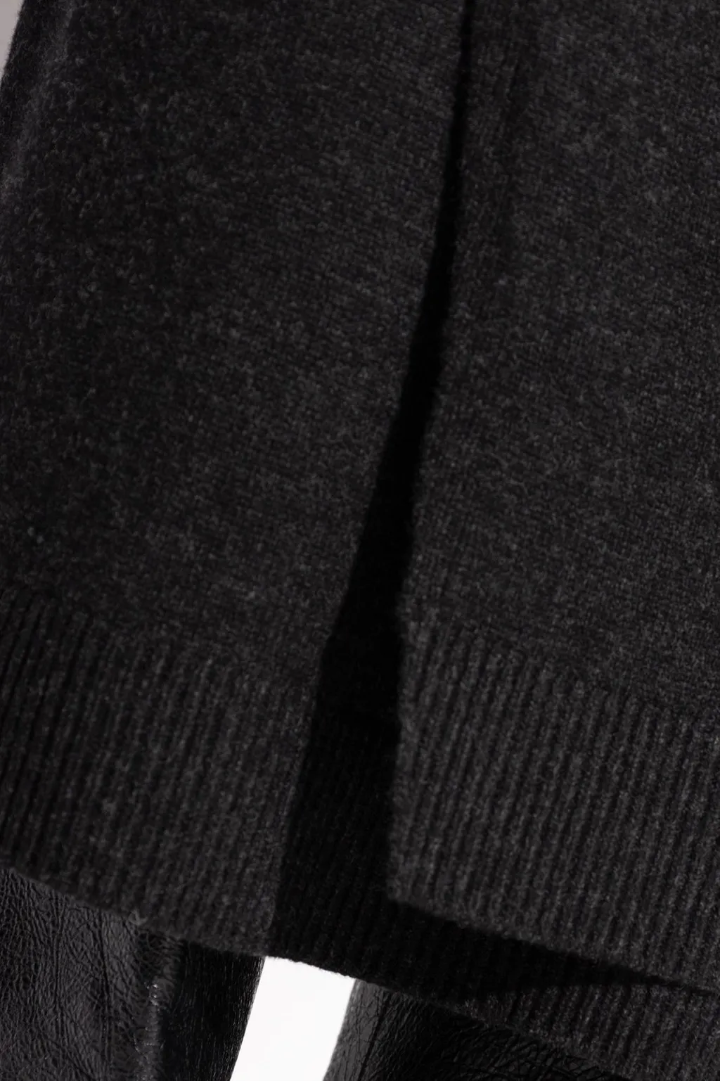 Slit Detailed Knit Skirt