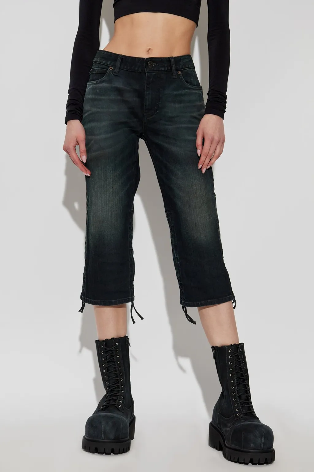 Straight-Leg Capri Pants