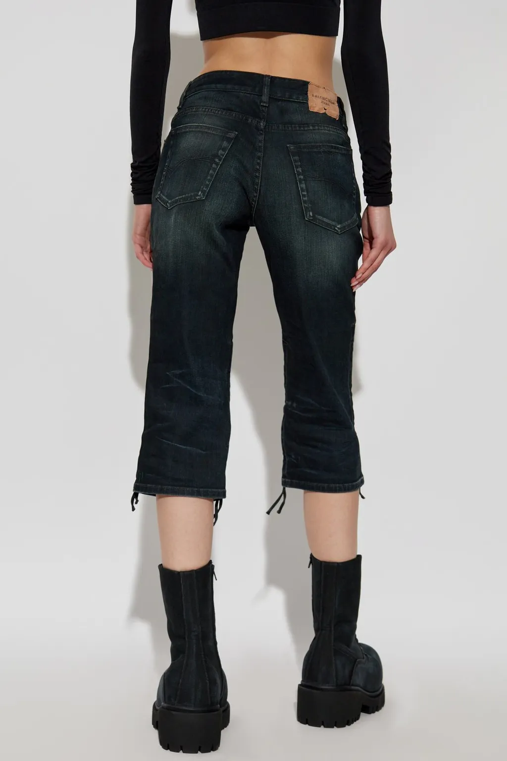 Straight-Leg Capri Pants