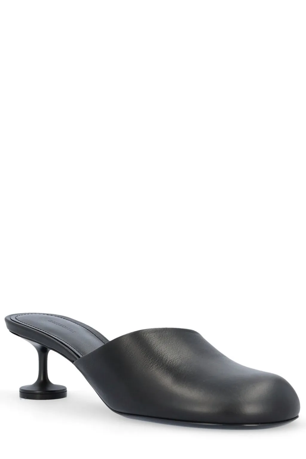 Lady Round Toe Heeled Mules