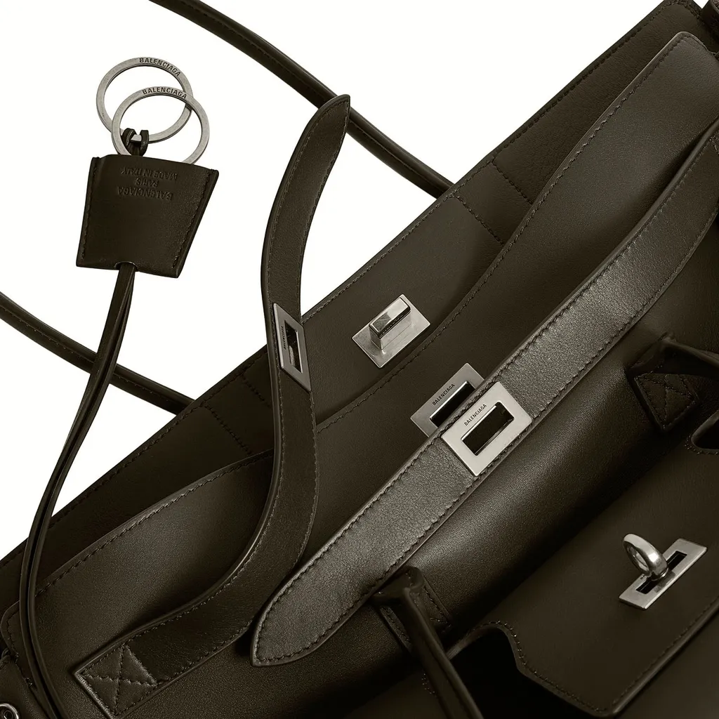 Bel Air Carry All Bag Medium Shoulder Bag