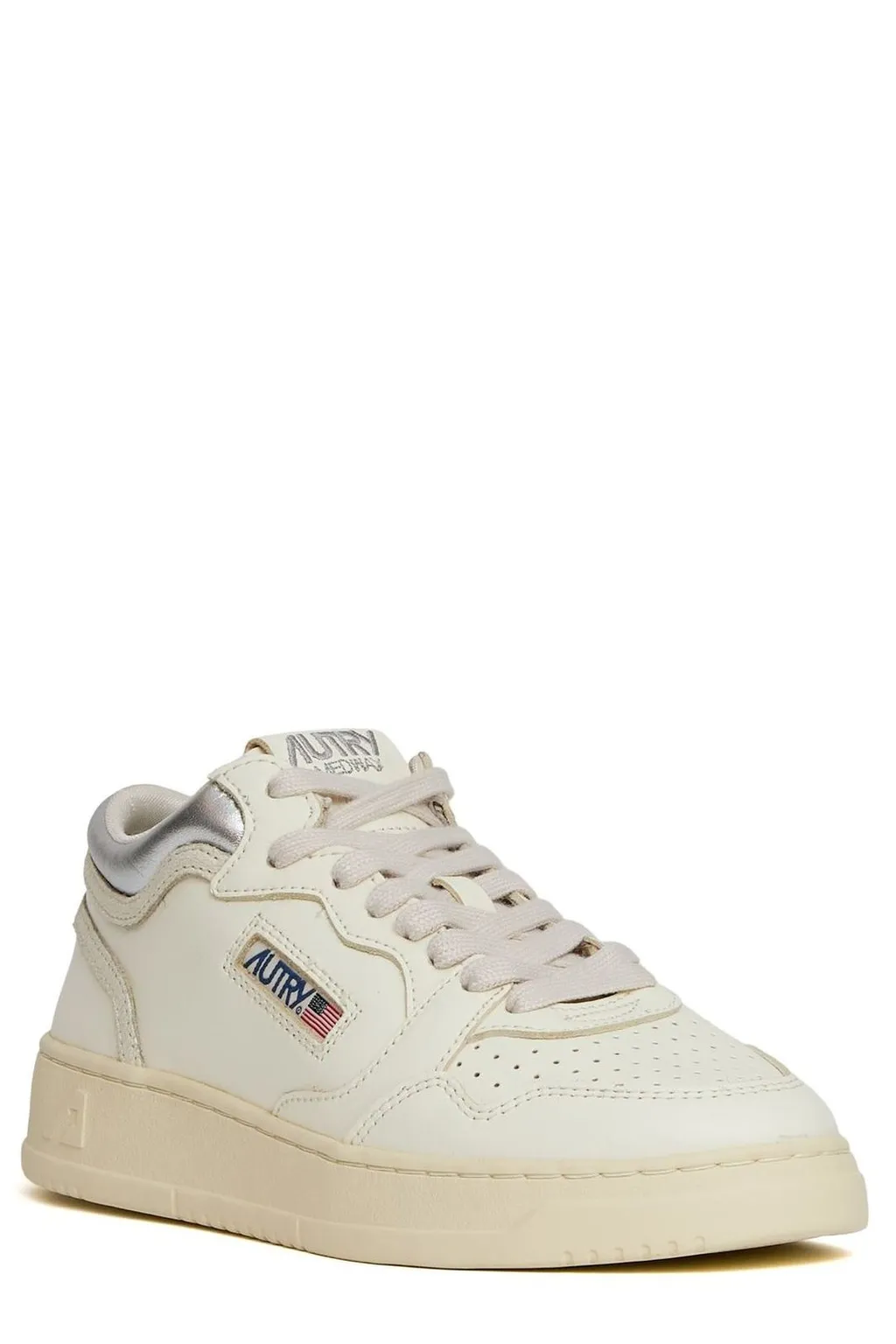Medalist Perforated Low Sneakers