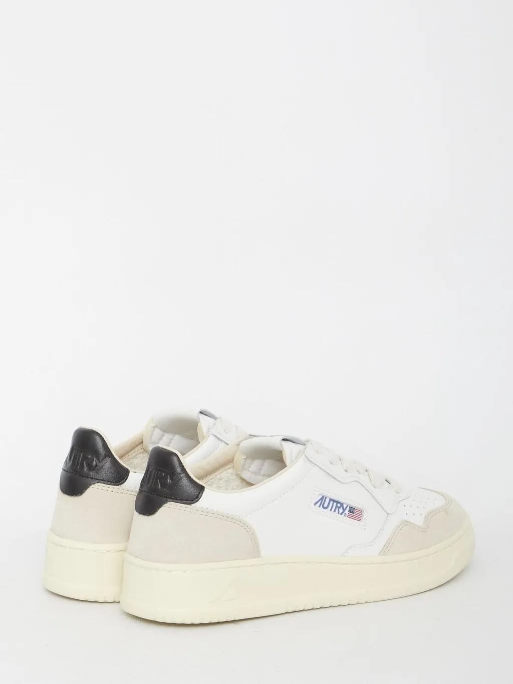 Medalist Low-Top Sneakers