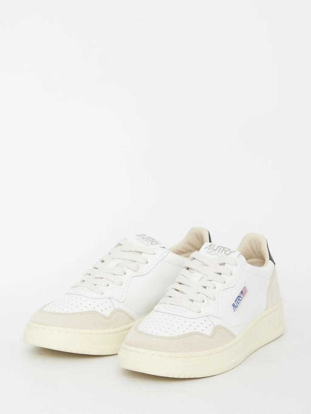 Medalist Low-Top Sneakers