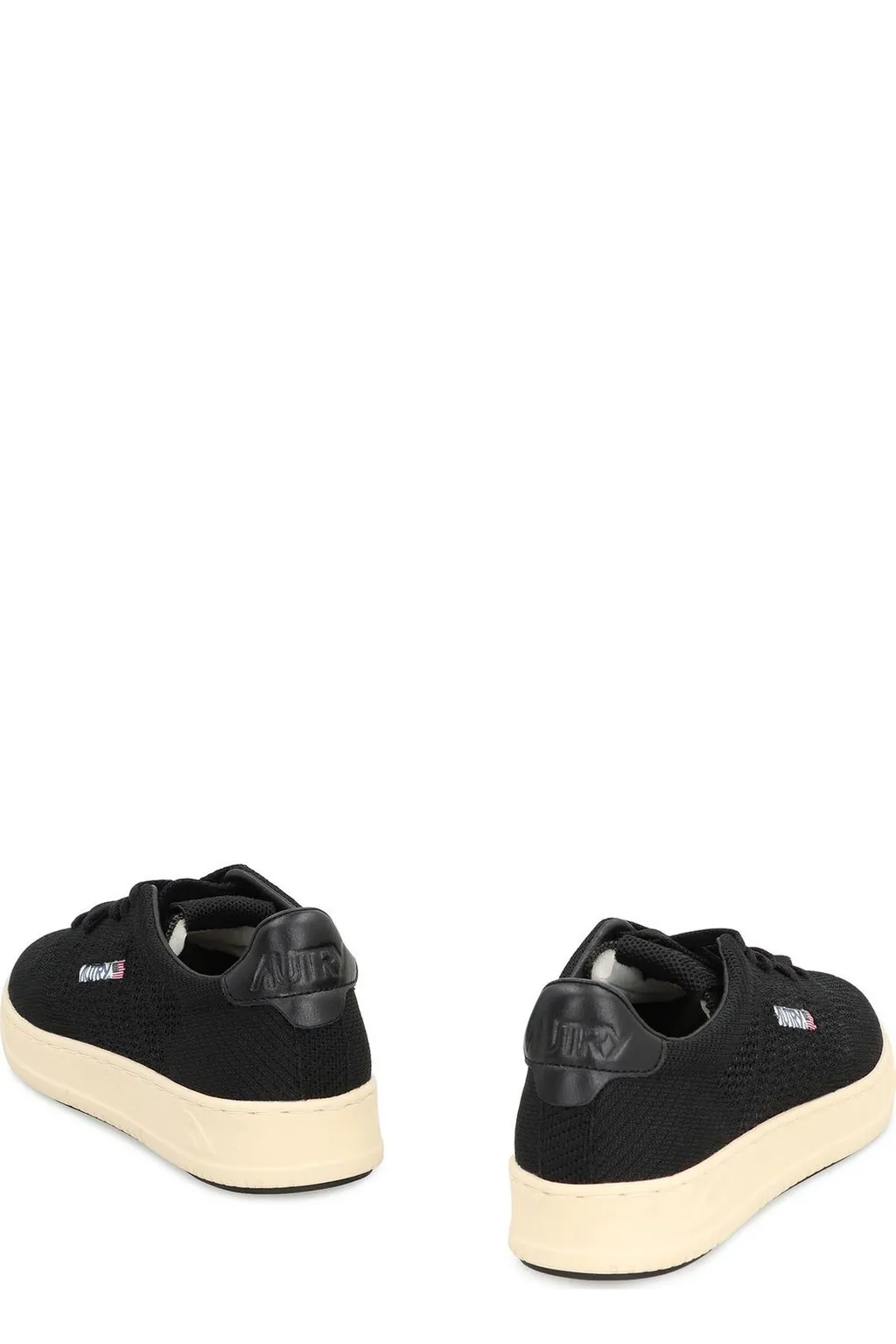 Easeknit Medalist Low Sneakers