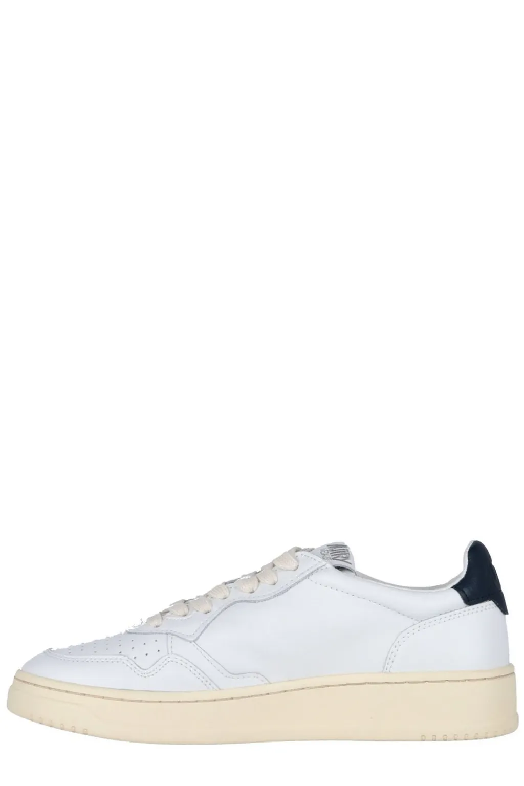 Medalist Low Sneakers