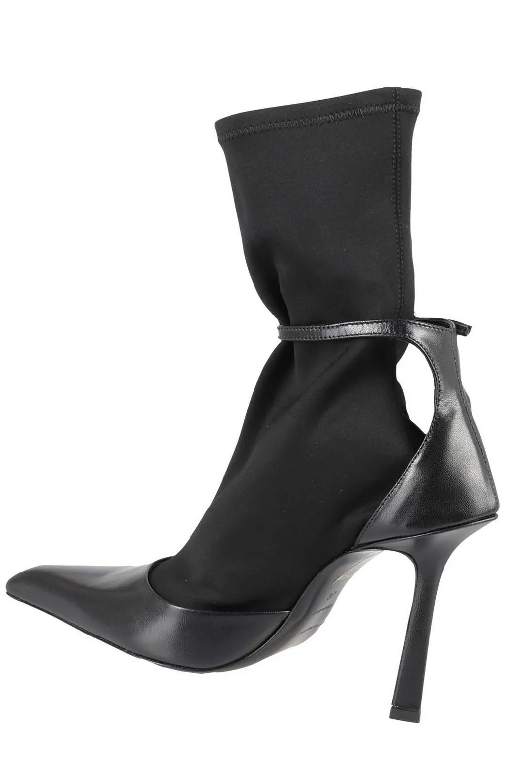 Viola Pointed Toe Boots