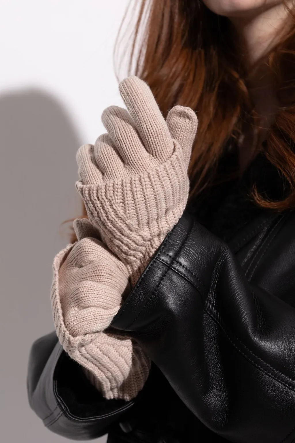 Ribbed Knit Gloves