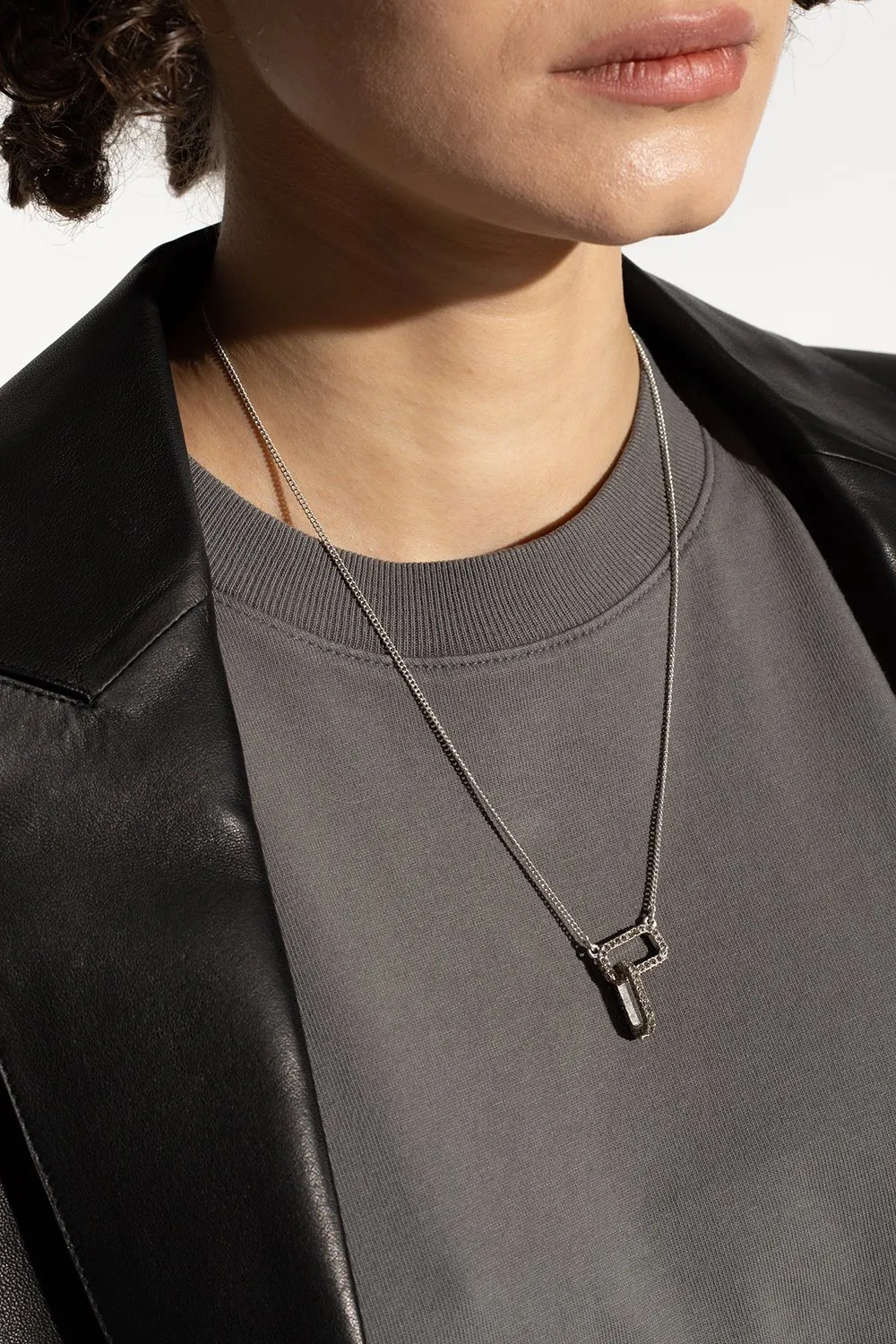 Minimalist Pendant Necklace