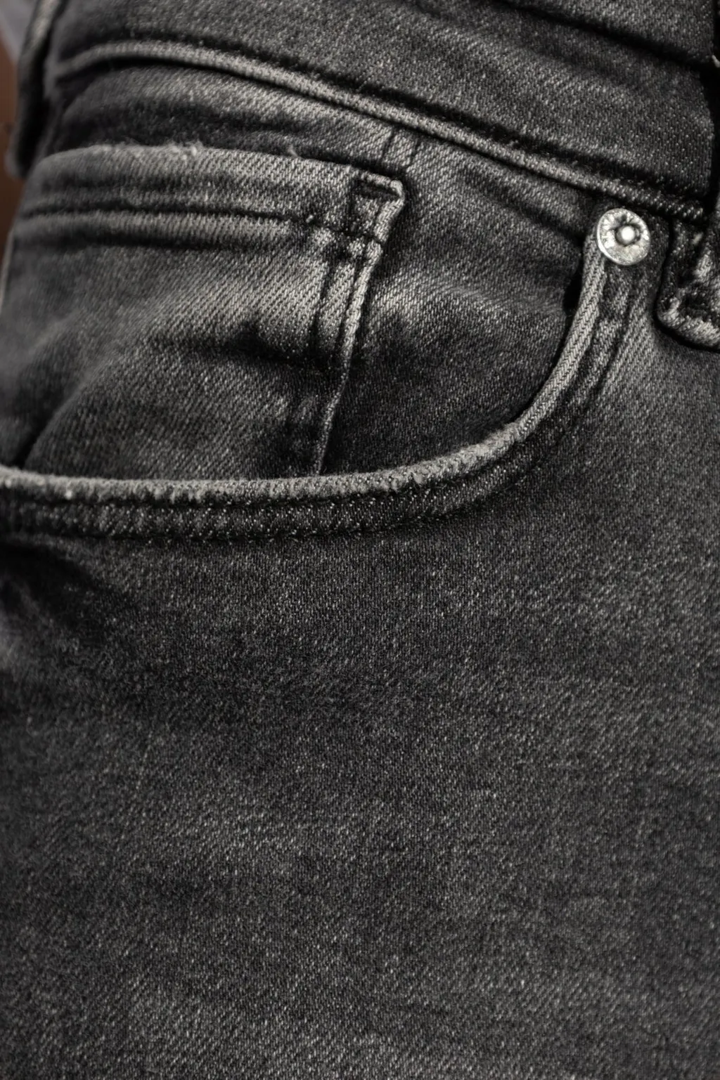Slim Fit Ankle Jeans