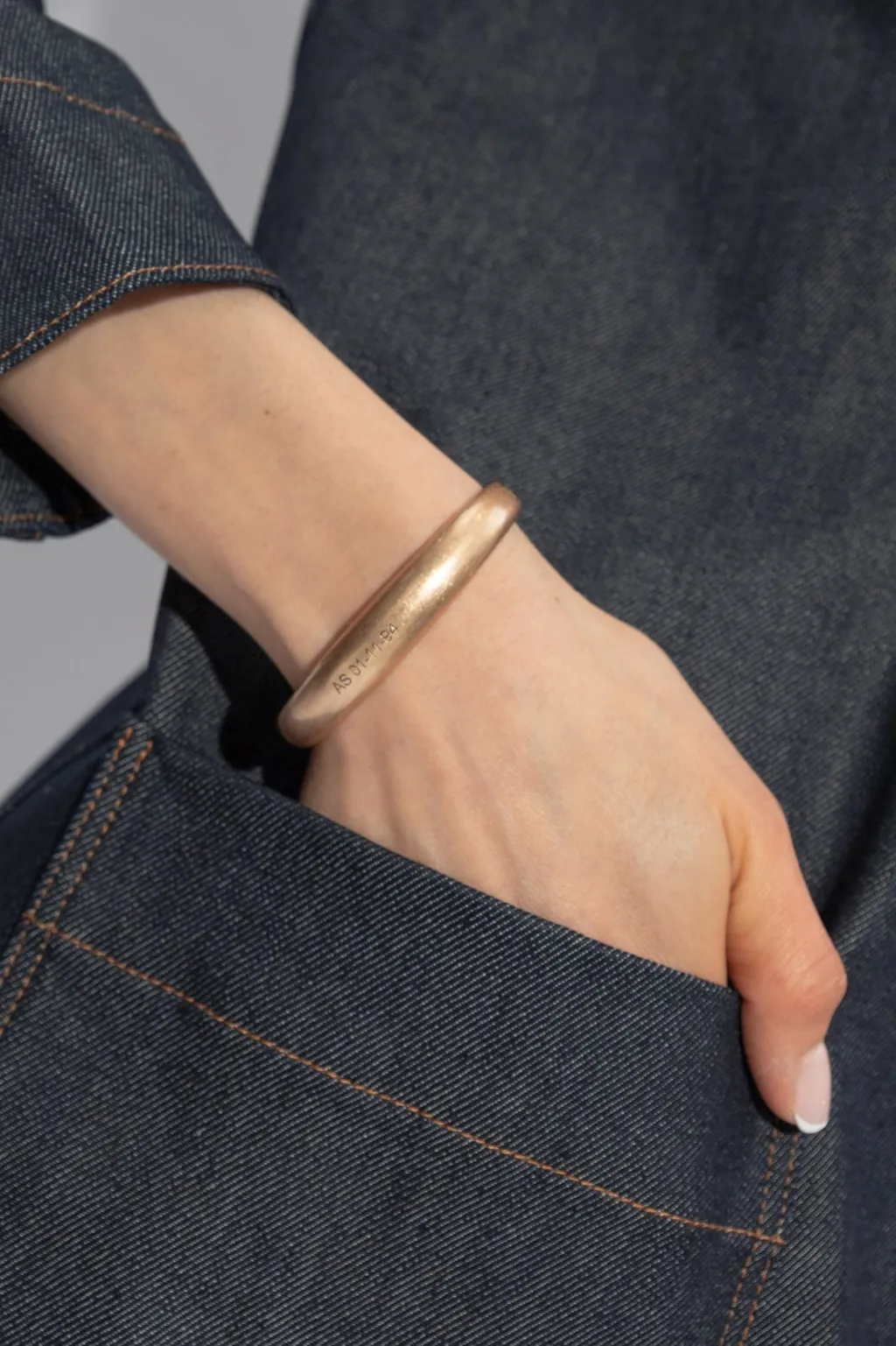 Minimalist Hinged Bracelet