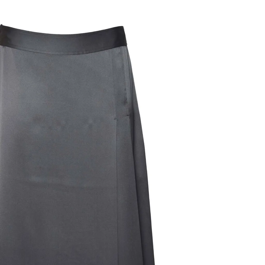 Zipped Pleated Long Skirt