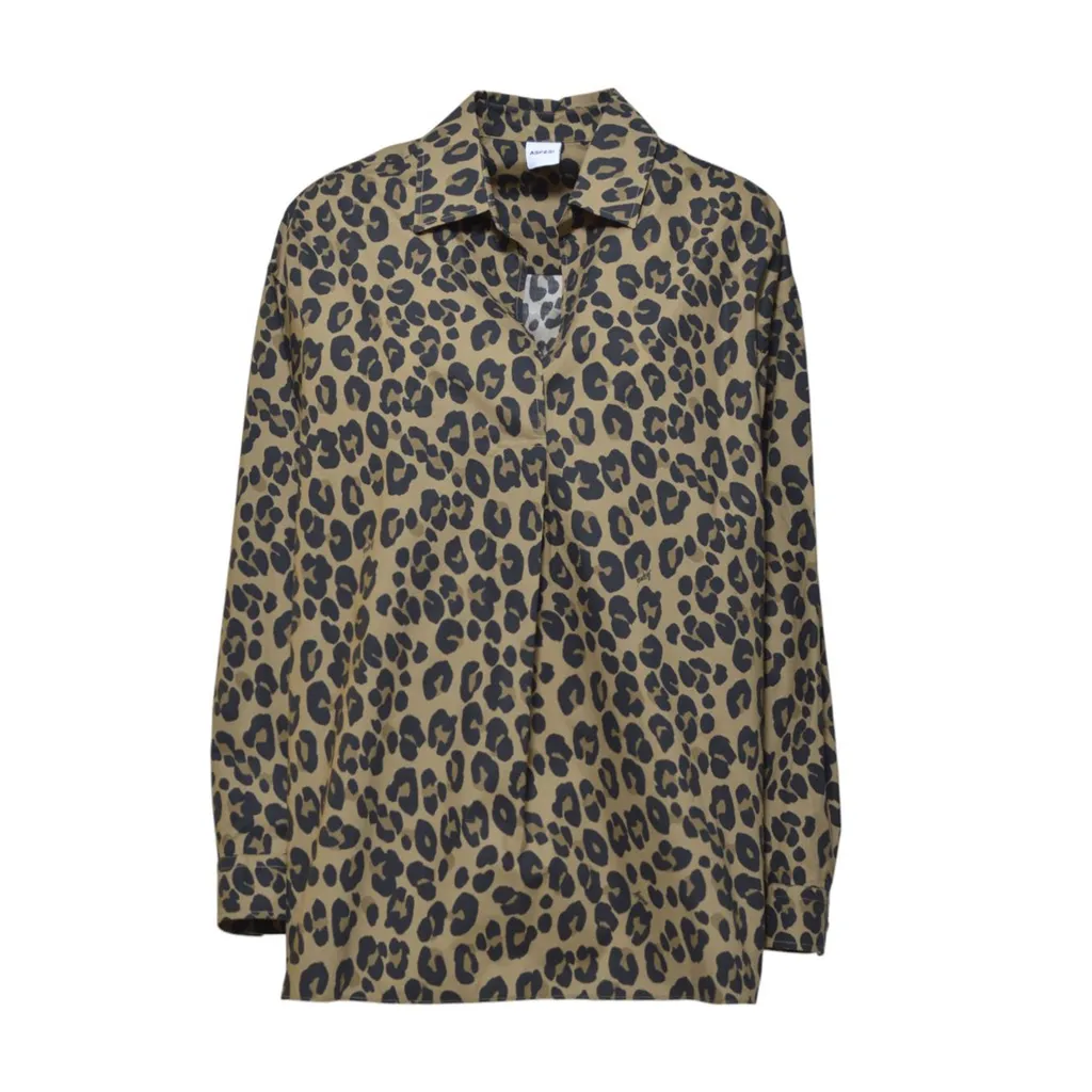 Leopard Printed Long Sleeved Shirt