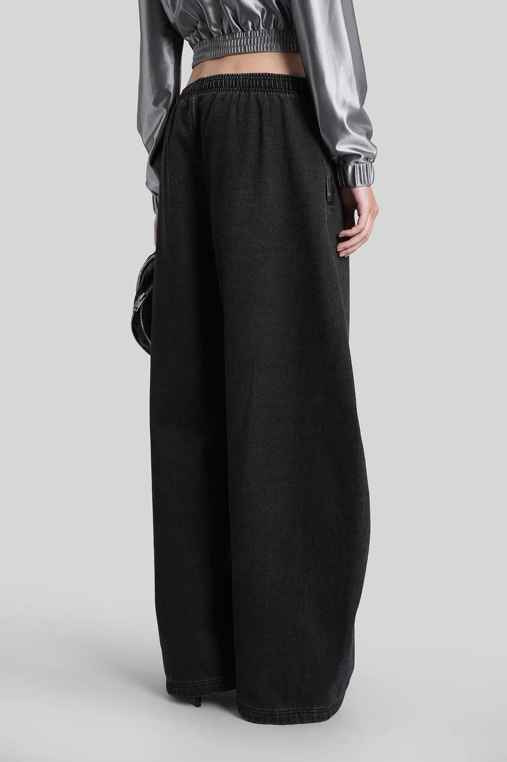 Mid-Rise Wide Leg Jeans