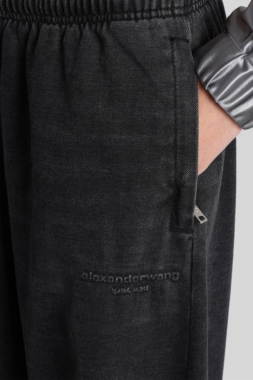 Mid-Rise Wide Leg Jeans