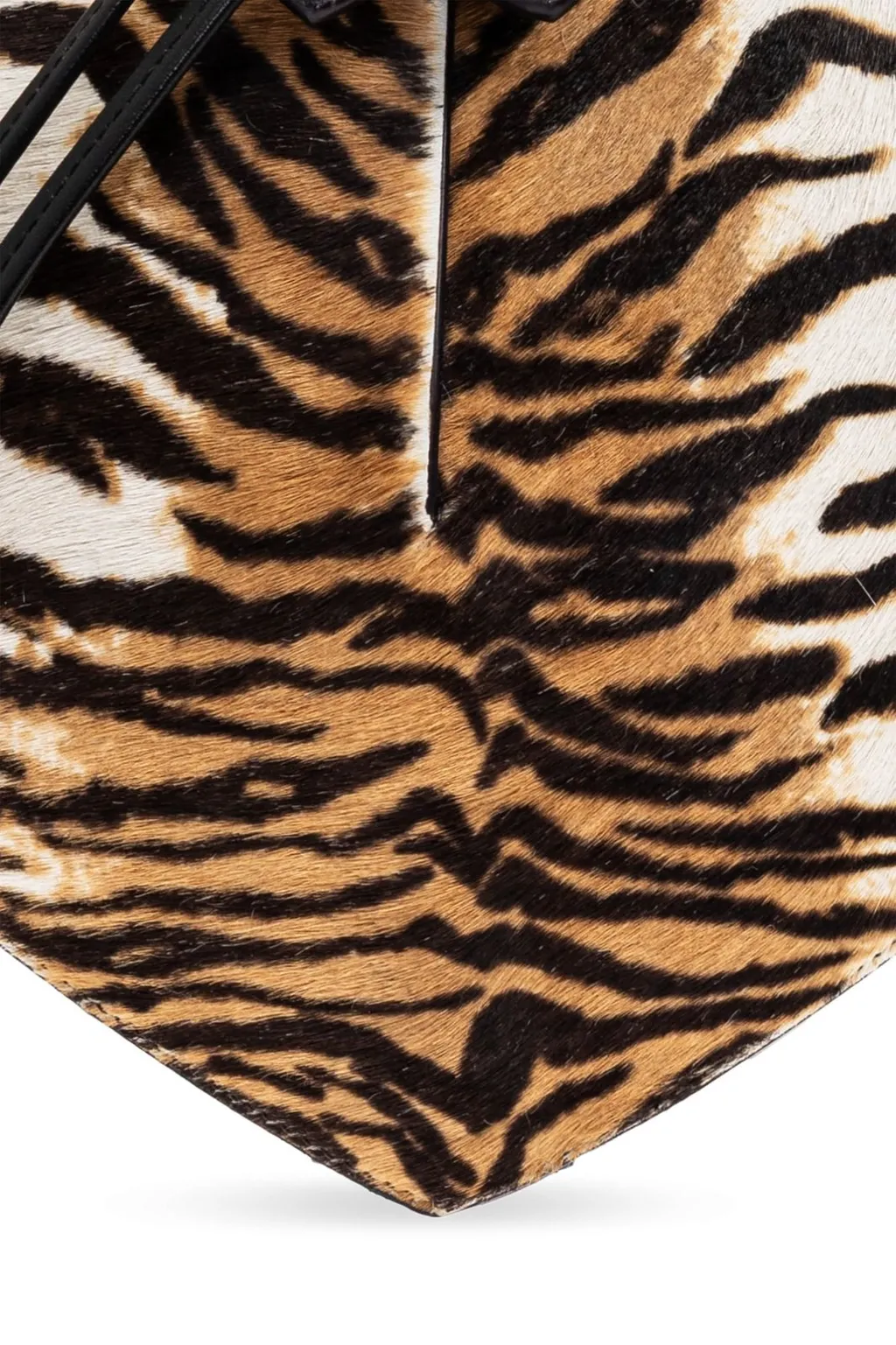 Le Coeur Shoulder Bag