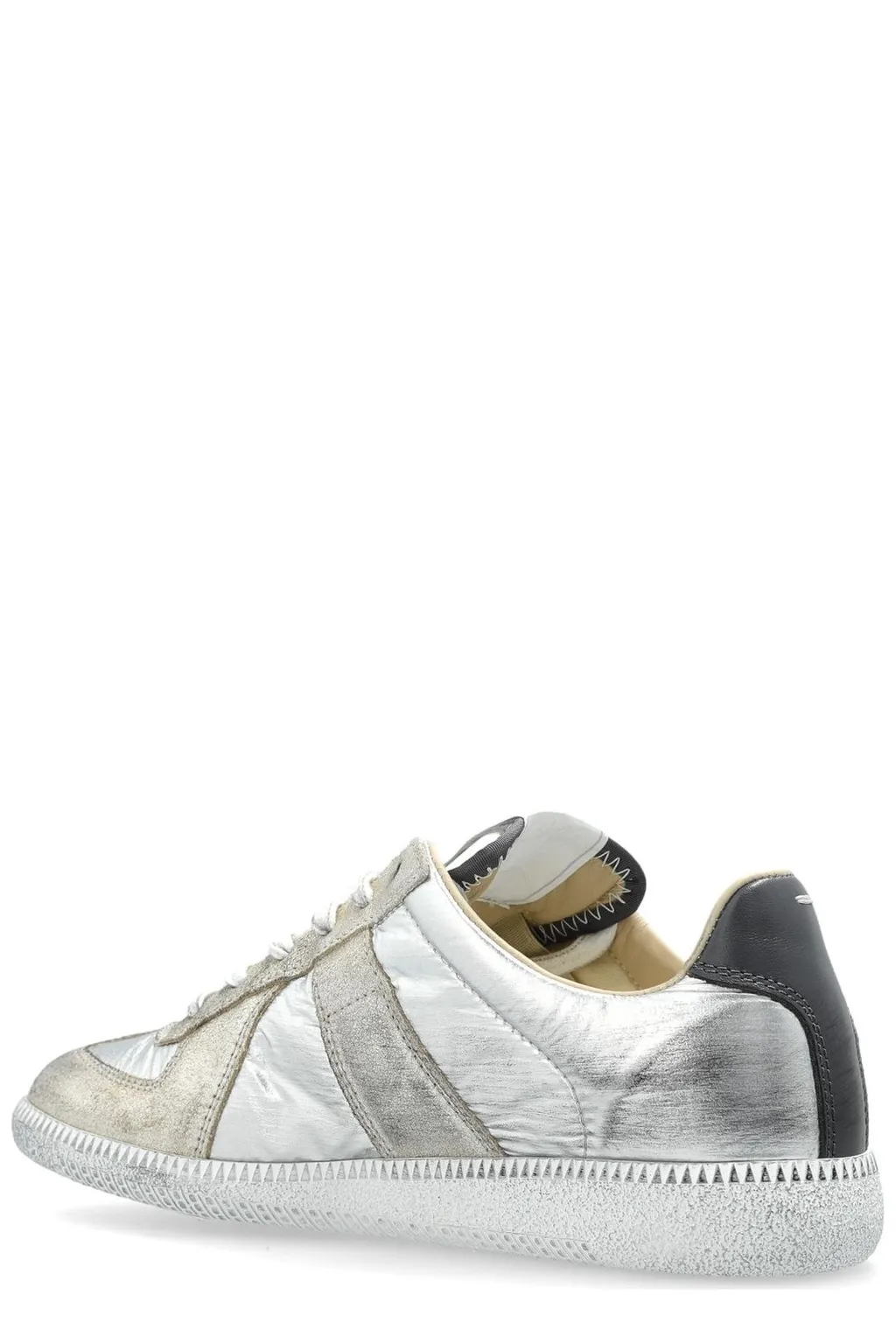 Low-Up Sneakers