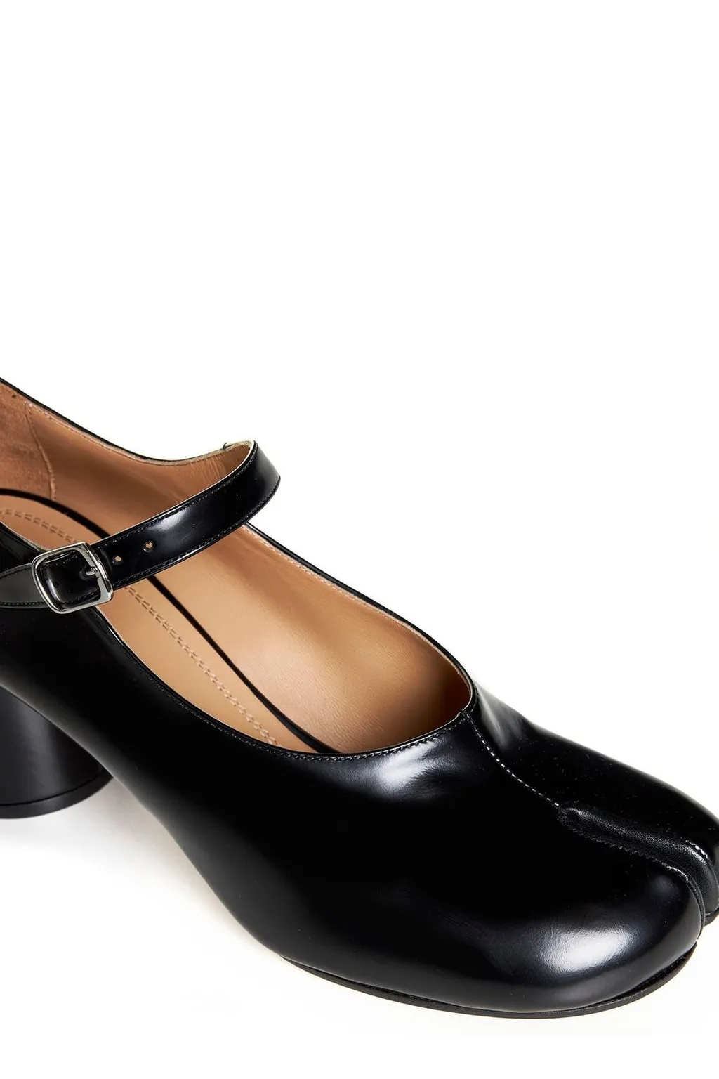 Tabi Buckle-Fastened Mary Jane Pumps