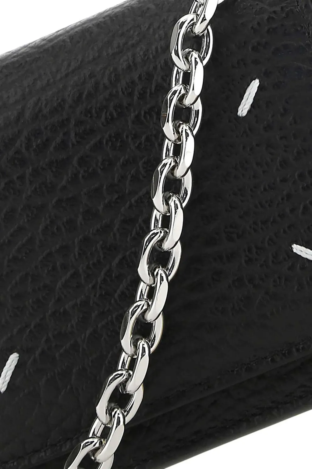 Foldover Top Chain-Linked Wallet