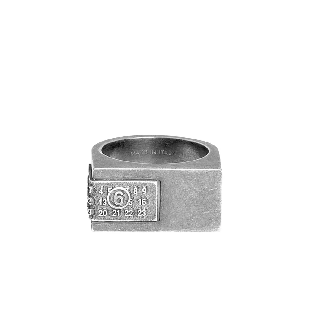 Logo Engraved Numbers-Motif Ring