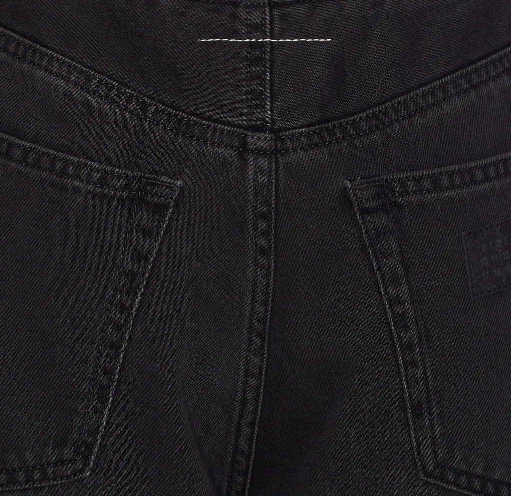 Cut-Out Detailed Straight-Leg Jeans