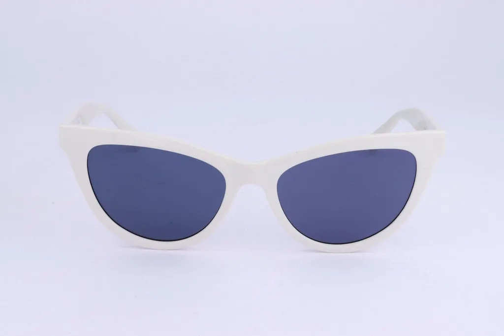 Cat Eye Frame Sunglasses