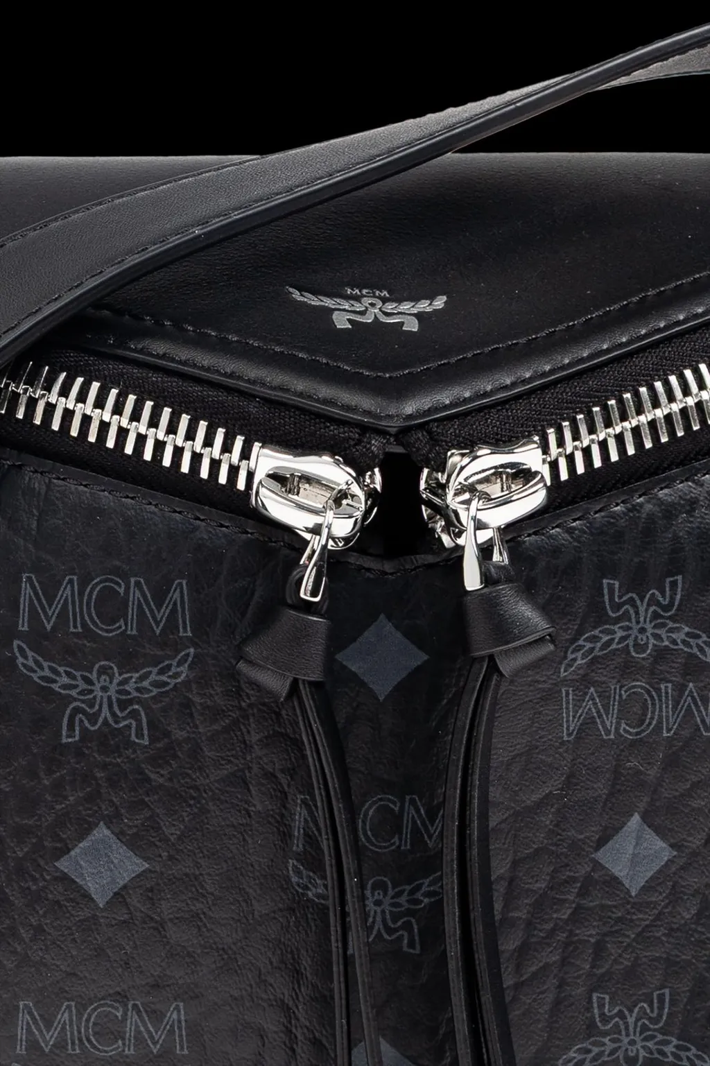 Diamant 3D Shoulder Bag