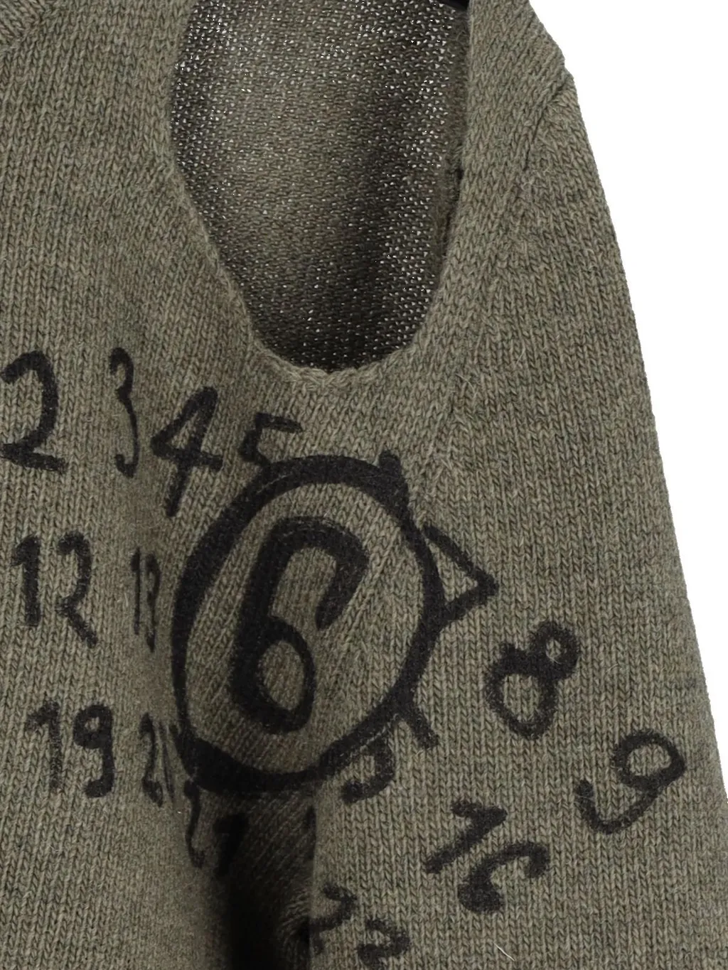 Crewneck Cut-Out Jumper