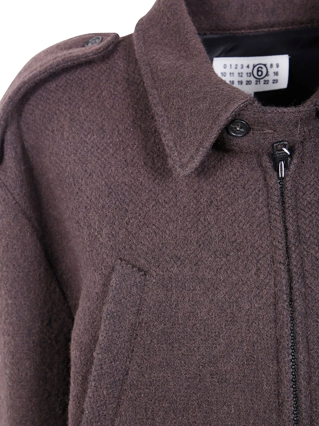 Point Collar Zipped Jacket
