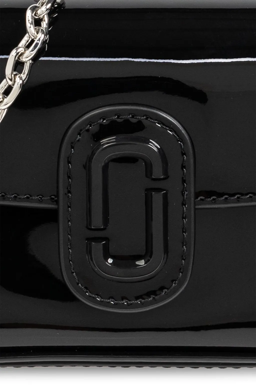 The Clover Logo Detailed Shoulder Bag
