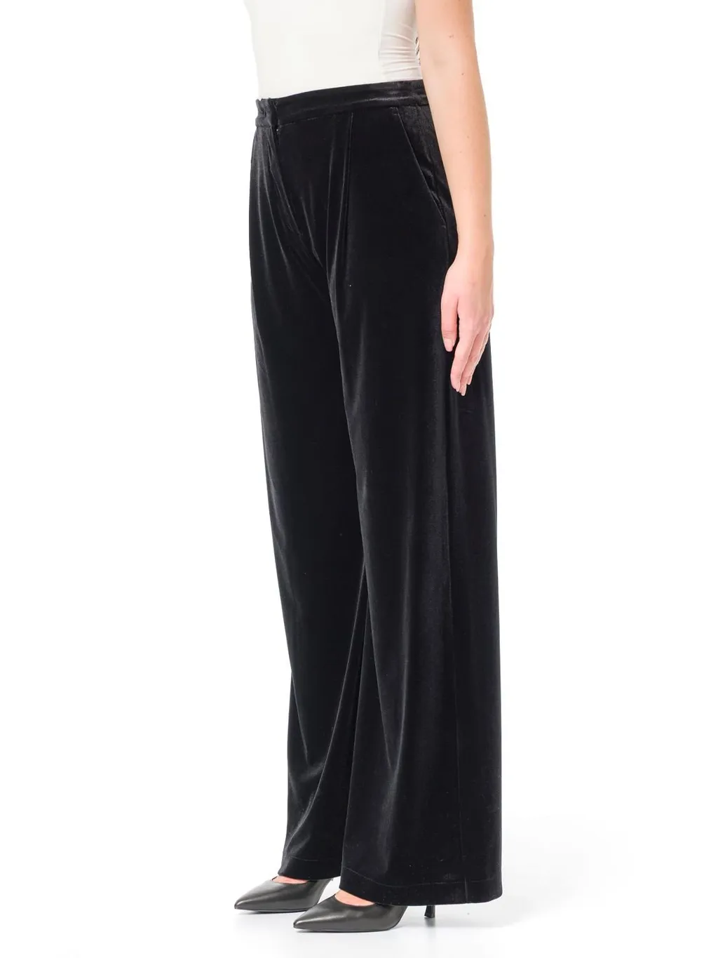 Wide-Leg Velvet Pants
