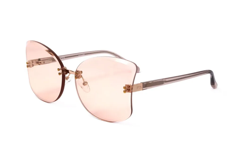 Oversized Cat-Eye Sunglasses