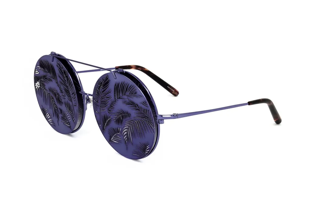 Round Sunglasses With Palm Leaf Engraving