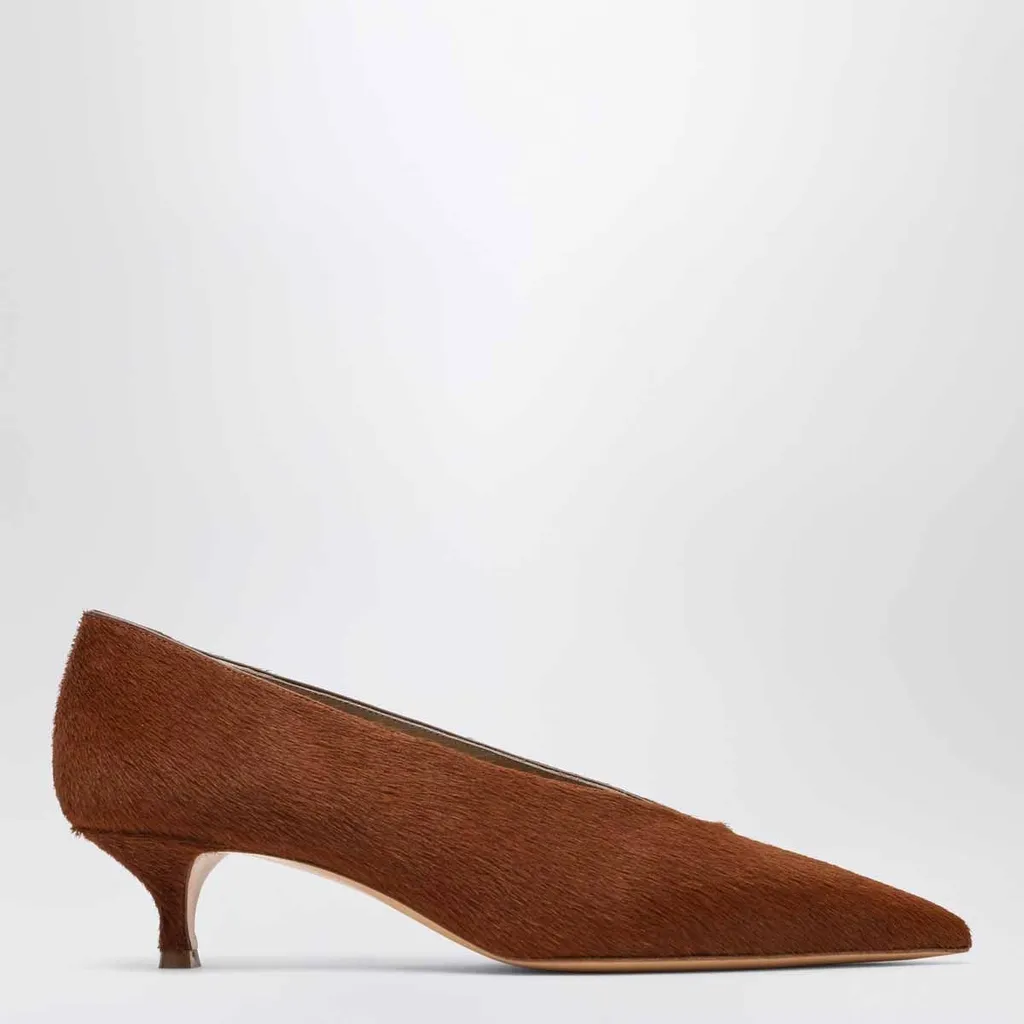 Pointed Toe Kitten Heels