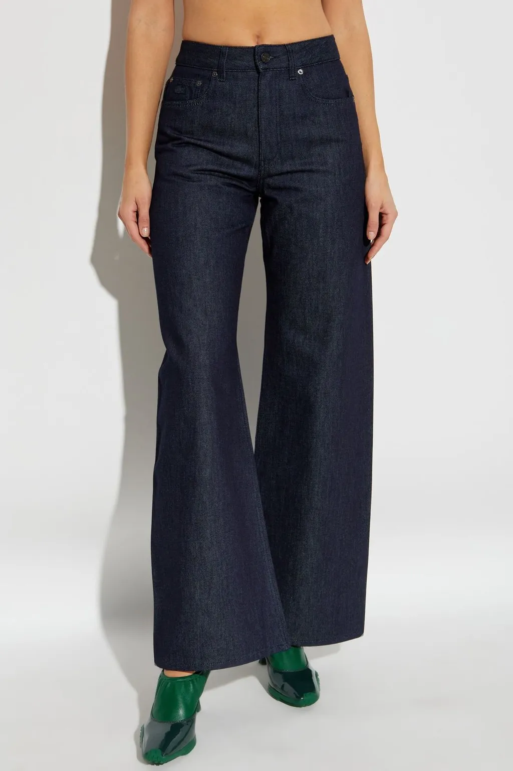 Wide-Leg Jeans